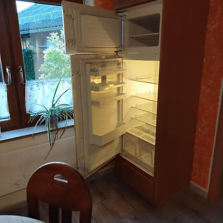 Geräumige Mit Doppelbett, Bad Und Küche Habitación en casa particular Auerbach in der Oberpfalz